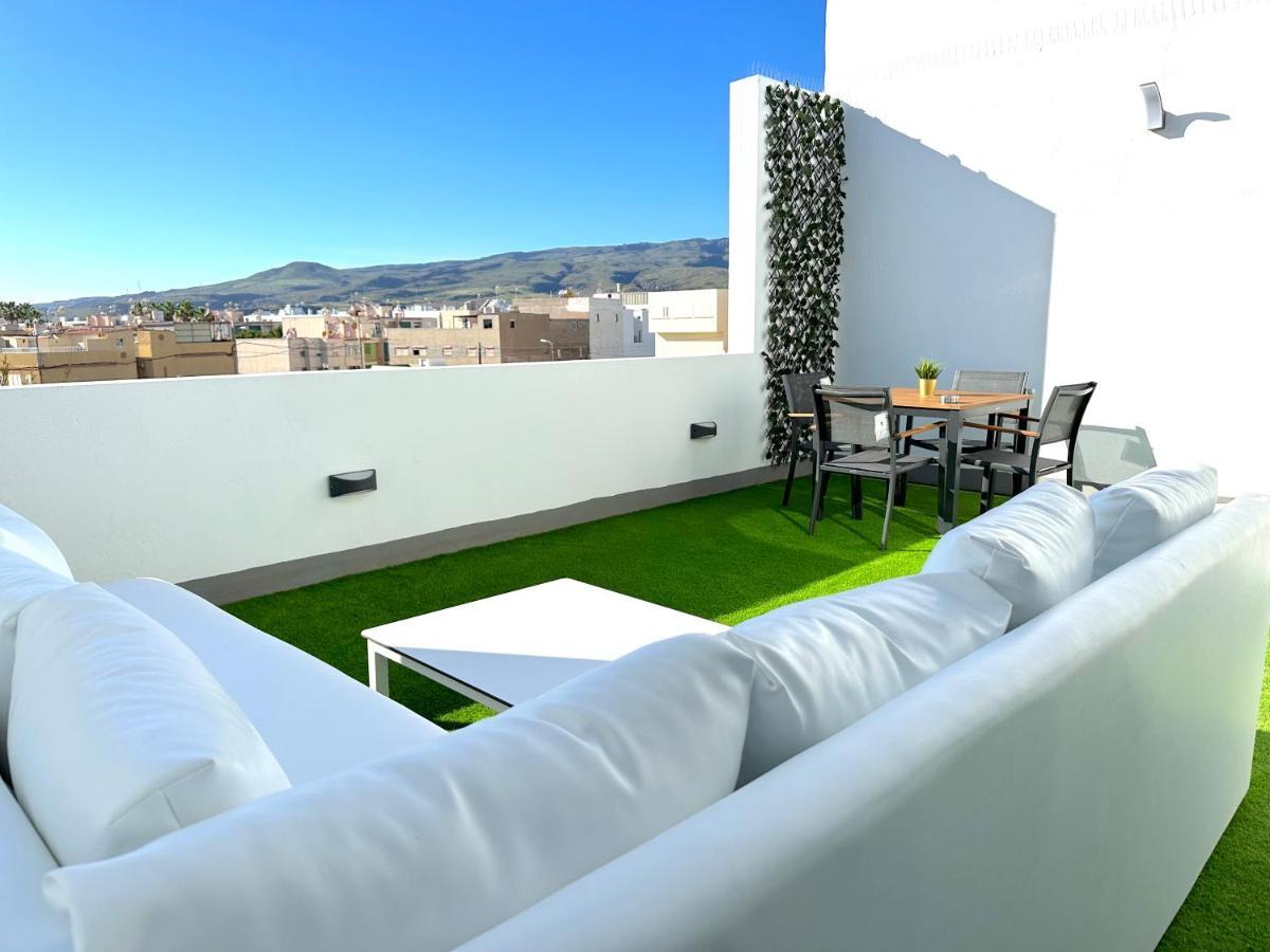 Suites Verano Azul Castillo del Romeral Eksteriør billede